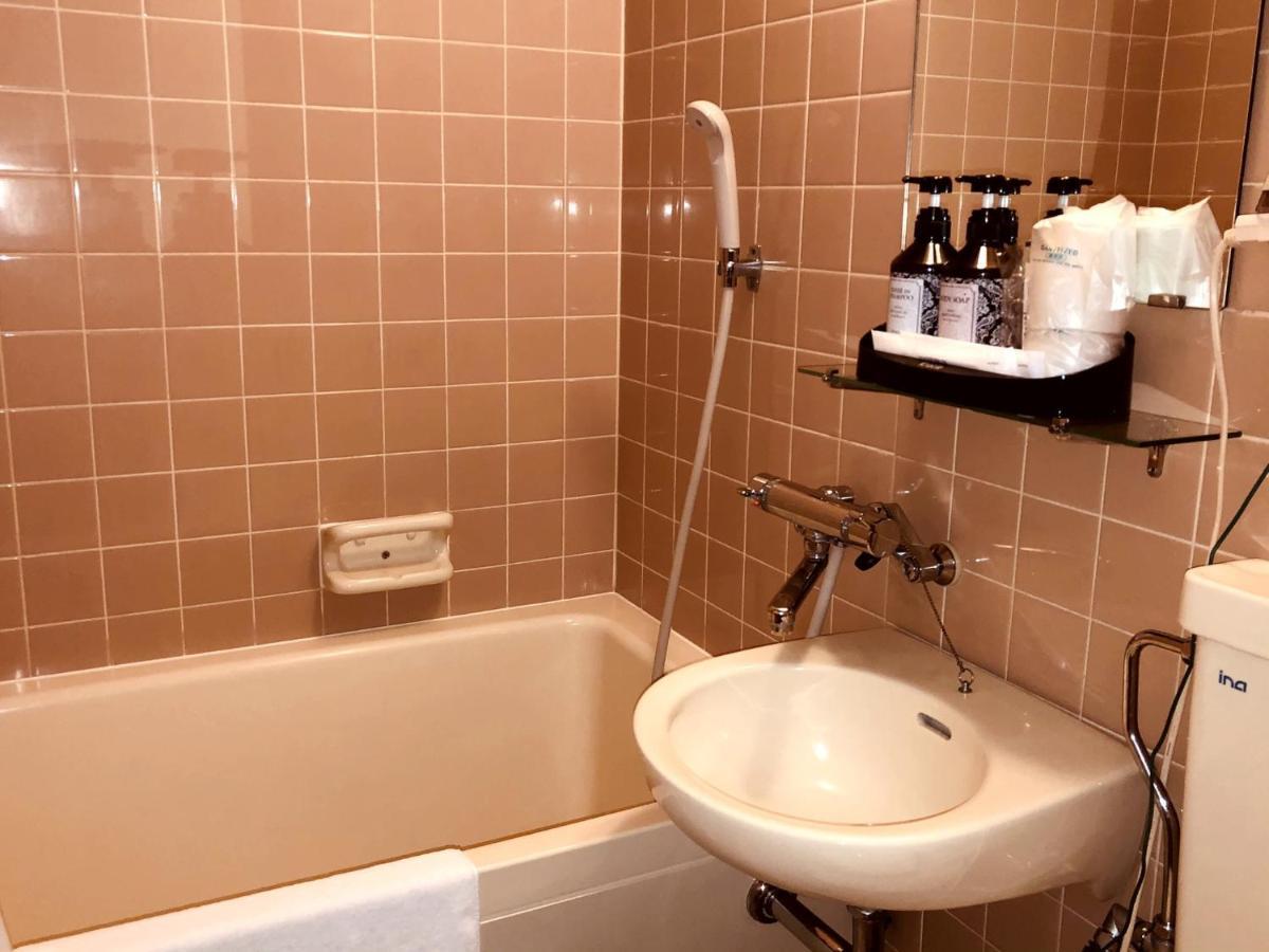 Business Hotel Kawashima - Vacation Stay 15828V วาคายามะ ภายนอก รูปภาพ